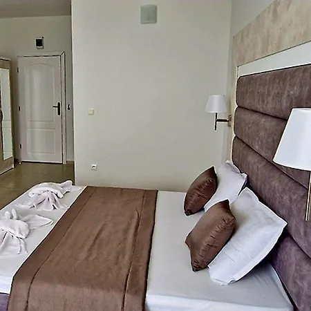 амон ра Гостевой дом Приморско